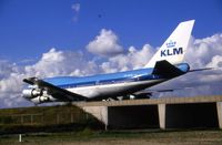 PH-BUH @ EHAM - KLM B-747-200 at Amsterdam Schiphol Airport - by patrick Kochems