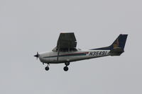 N35491 @ KSRQ - Cessna Skyhawk (N35491) arrives at Sarasota-Bradenton International Airport - by Jim Donten