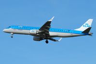 PH-EZA @ LFBD - KLM landing 23 - by Jean Goubet-FRENCHSKY