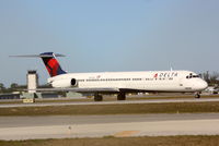 N945DL @ KSRQ - Delta Flight 1903 (N945DL) taxis at Sarasota-Bradenton International Airport - by Jim Donten