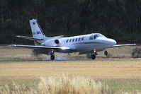 VH-JMM @ YBDG - VH-JMM @ YBDG Touch down on R17 - by Anton von Sierakowski