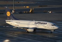 D-ABIE @ LOWW - Lufthansa Boeing 737 - by Thomas Ranner