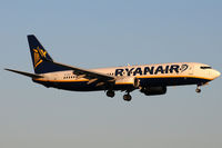 EI-DCG @ WAW - Ryanair - by Chris Jilli