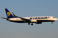 EI-ENM @ WAW - Ryanair - by Chris Jilli