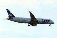 SP-LRA @ EGLL - Boeing 787-8 [35938] (LOT Polish Airlines) Home~G 30/12/2012. Taken on approach 27L. - by Ray Barber
