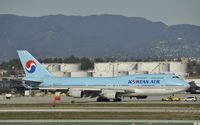 HL7461 @ KLAX - Taxiing for departure - by Todd Royer