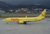 D-ATUL @ LOWS - TUIfly Boeing 737 - by Andreas Ranner