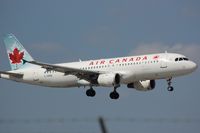 C-FDSU @ KFLL - Canadian A320 with white fuselage landing in FLL - by FerryPNL