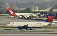 N357NW @ KLAX - Taxiing to gate - by Todd Royer