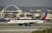 N757AT @ KLAX - Taxiing to gate - by Todd Royer