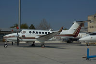 F-GNOE @ LOWW - Beech King Air 300 - by Dietmar Schreiber - VAP