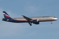 VQ-BED @ LOWW - Aeroflot A321