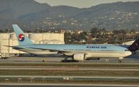 HL7715 @ KLAX - Taxiing to gate - by Todd Royer