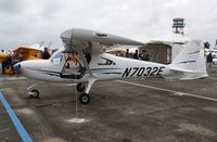 N7032E @ KSEF - Cessna 162