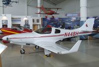 N44BH - Lancair (R E Hannay / D A Martin) 320 at the Evergreen Aviation & Space Museum, McMinnville OR - by Ingo Warnecke