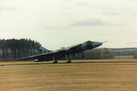 XH558 @ EGQL - Vulcan B.2 of the Vulcan Display Team landing at the 1990 RAF Leuchars Airshow. - by Peter Nicholson