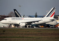 F-GPMA @ LFBO - Lining up rwy 32R on 'November 2' in full new Air France c/s - by Shunn311