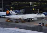 D-AIDB @ LOWW - Lufthansa Airbus A321 - by Thomas Ranner