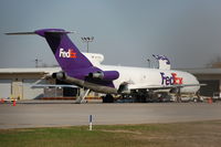 N279FE @ KOMA - Fedex B727 waiting for its parcels in OMA - by FerryPNL