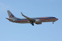 N865NN @ DFW - American Airlines landing at DFW Airport - by Zane Adams