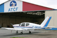 F-GKUG @ LFPN - Privately owned - by Howard J Curtis