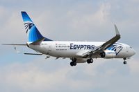 SU-GEC @ EDDF - Egyptair B738 landing - by FerryPNL