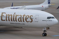 A6-EGK @ EDDL - Emirates, Boeing 777-31HER, CN: 41071/981 - by Air-Micha