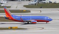 N623SW @ KFLL - Boeing 737-300