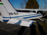 HA-SJY - Cessna 172N - by David