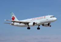 C-FZQS @ MIA - Air Canada A320