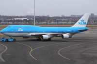 PH-BFB @ EHAM - KLM Royal Dutch Airlines - by Air-Micha