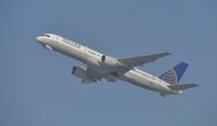 N538UA @ KLAX - Departing LAX - by Todd Royer