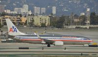 N987AN @ KLAX - Taxiing to gate at LAX - by Todd Royer