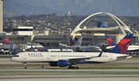 N713TW @ KLAX - Taxiing to gate at LAX - by Todd Royer