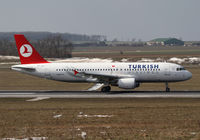 TC-JPV @ LOWW - Turkish Airlines Airbus A320 - by Thomas Ranner