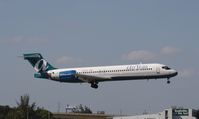 N893AT @ KFLL - Boeing 717-200