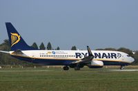 EI-DHZ @ LFRB - Boing 737-8AS, Ryanair, Taxiing to holding point rwy 25L, Brest-Bretagne Airport (LFRB-BES) - by Yves-Q