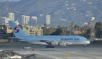 HL7613 @ KLAX - Taxiing to gate at LAX - by Todd Royer