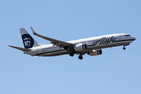 N317AS @ DFW - Alaska Airlines landing at DFW Airport - by Zane Adams