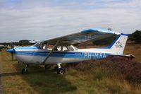 PH-MRA @ EBZR - This Cessna 172 was at Zoersel in support of the Stichting Hoogvliegers, a Dutch organisation to organise flight for seriously ill children.