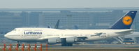 D-ABVM @ EDDF - Lufthansa, seen here waiting on RWY 25C at Frankfurt Int´l (EDDF) - by A. Gendorf