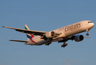 A6-EMQ @ LHR - Emirates - by Karl-Heinz Krebs