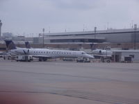 N48901 @ IAH - old continental express livery now used by united.
behind the erj-145 with UA LIVERY - by christian maurer