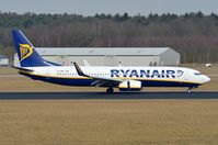 EI-EMK @ EHEH - Ryanair B738 just landed - by FerryPNL