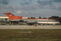N284US @ KFLL - Northwest 727-200 - by Andy Graf - VAP