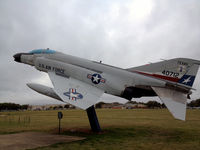 64-0712 @ TX26 - Static Display - by Rhonda Barker