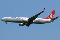TC-JYD @ VIE - Turkish Airlines - by Chris Jilli