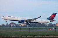 N810NW @ LIRF - Landing - by micka2b