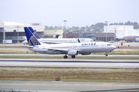 N78501 @ KLAX - United Airlines 737-800 - by speedbrds
