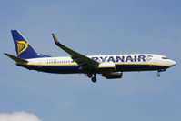 EI-EPE @ EGSS - Ryanair - by Chris Hall